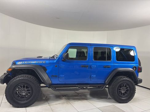 Used 2023 Jeep Wrangler Unlimited Sport AWD/4WD image 3