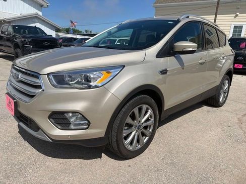 Used 2018 Ford Escape Titanium AWD/4WD image 6