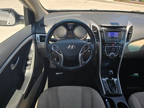 Used 2013 Hyundai Elantra GT w/ Touch & Go Pkg FWD image 15