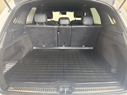 Used 2022 Mercedes-Benz GLC 300 4MATIC image 21