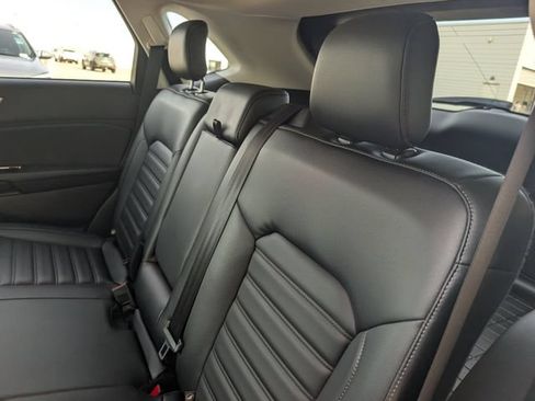 Used 2020 Ford Edge SEL w/ Convenience Package AWD/4WD image 27