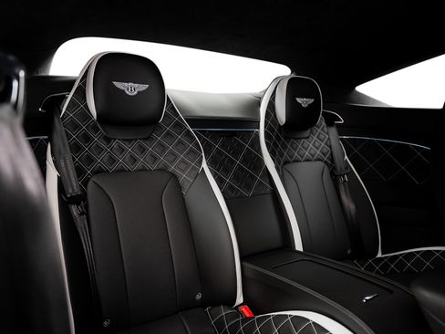 Used 2022 Bentley Continental GT AWD/4WD image 42