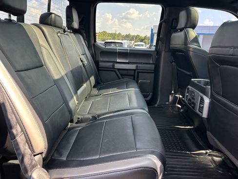 Used 2018 Ford F150 Raptor w/ Equipment Group 802A Luxury AWD/4WD image 16