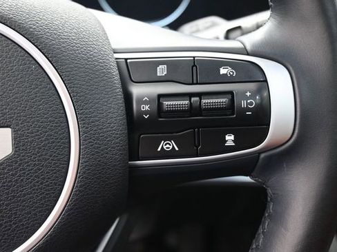 Used 2023 Kia Sportage SX FWD image 2
