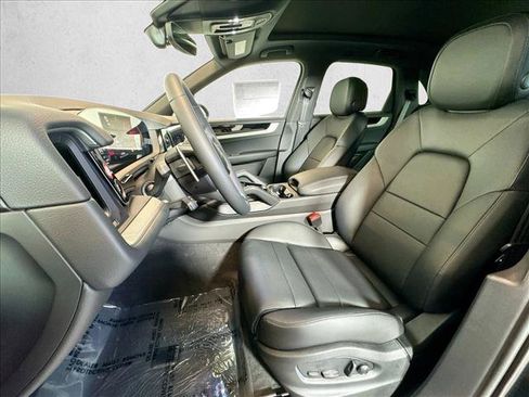 New 2026 Porsche Cayenne S AWD/4WD image 5
