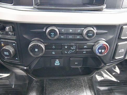 Used 2024 Ford F350 XLT w/ FX4 Off-Road Package image 23