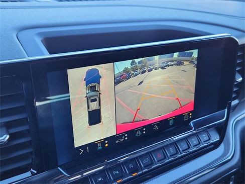 Used 2023 Chevrolet Silverado 1500 ZR2 w/ Technology Package image 24