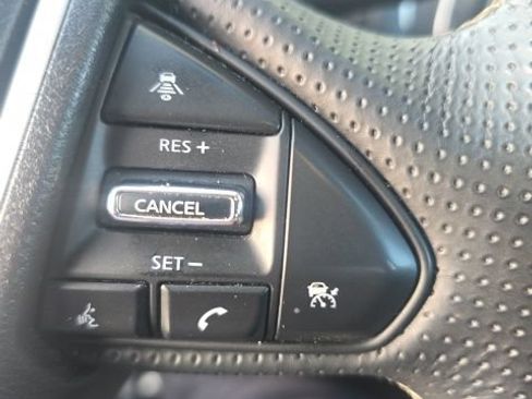Used 2016 Nissan Maxima Platinum FWD image 19