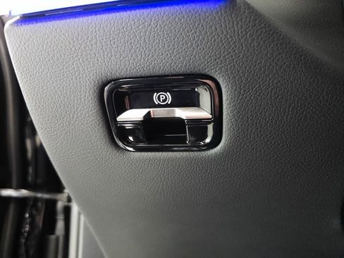 Used 2025 Mercedes-Benz S 63 AMG S image 10