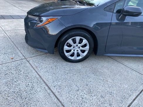 Used 2023 Toyota Corolla LE image 8