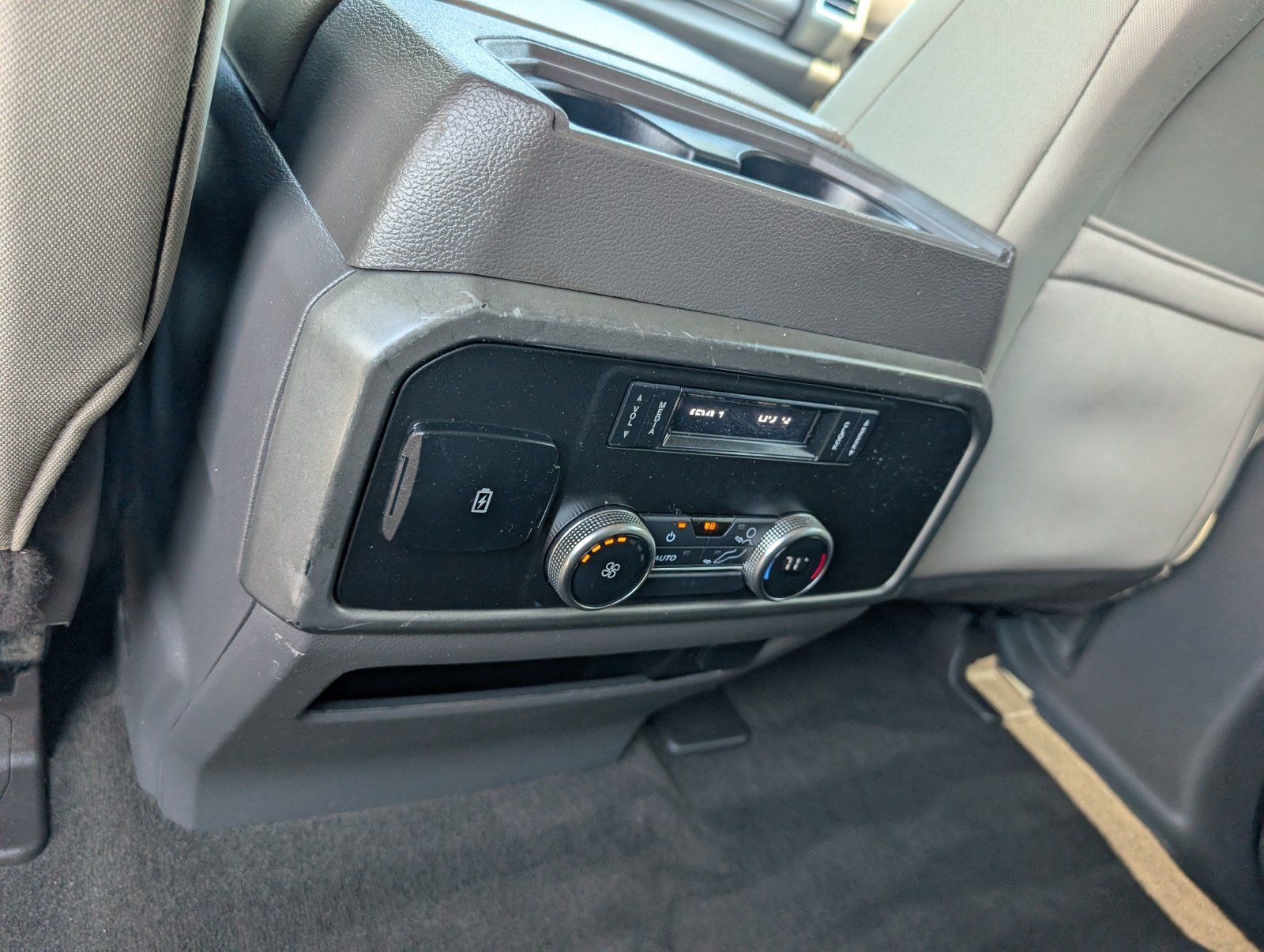 Used 2020 Ford Expedition XLT RWD image 26