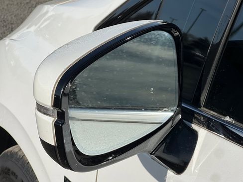 Used 2023 Honda Odyssey Elite image 53