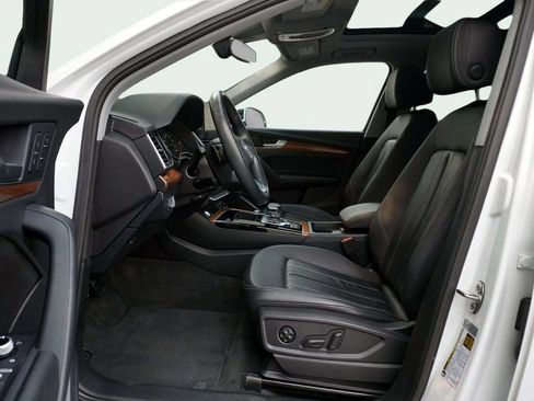 Used 2023 Audi Q5 2.0T Premium w/ Convenience Package AWD/4WD image 18