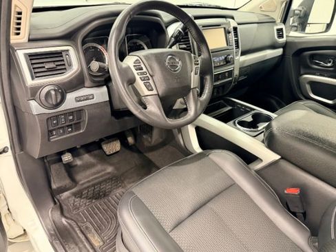 Used 2016 Nissan Titan PRO-4X image 46