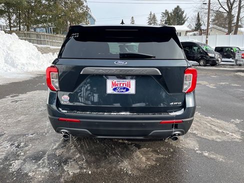 Used 2023 Ford Explorer XLT w/ Equipment Group 202A image 5