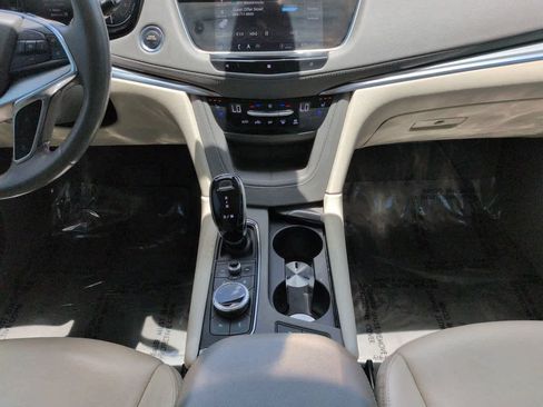 Used 2021 Cadillac XT5 Premium Luxury AWD/4WD image 18