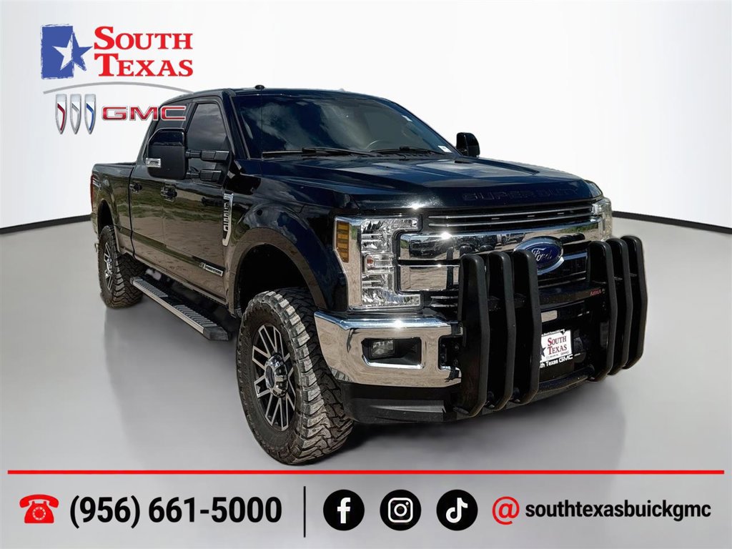 Used 2018 Ford F250 Lariat w/ Lariat Value Package AWD/4WD image 1
