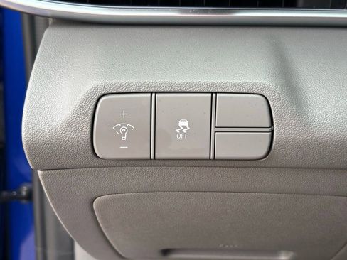 Used 2024 Hyundai Elantra SEL image 23