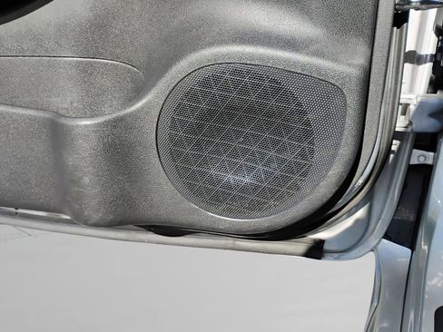 Used 2018 Nissan Leaf S w/ S Charge Package image 32