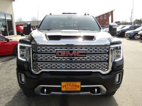 Used 2023 GMC Sierra 2500 Denali w/ Denali Black Diamond Edition image 13