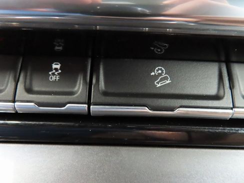 Used 2024 Chevrolet Silverado 2500 High Country image 68