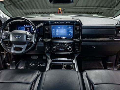 Used 2023 Ford F250 Lariat w/ Sport Appearance Package image 19