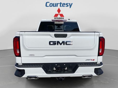 Used 2020 GMC Sierra 1500 AT4 w/ AT4 Premium Package AWD/4WD image 4