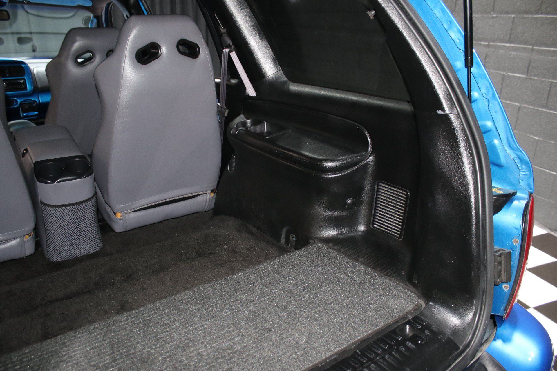Used 1999 Dodge Durango 2WD image 40