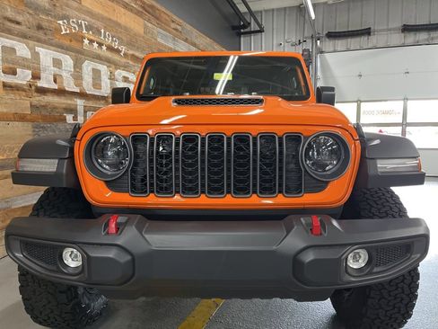 New 2026 Jeep Wrangler Rubicon AWD/4WD image 7