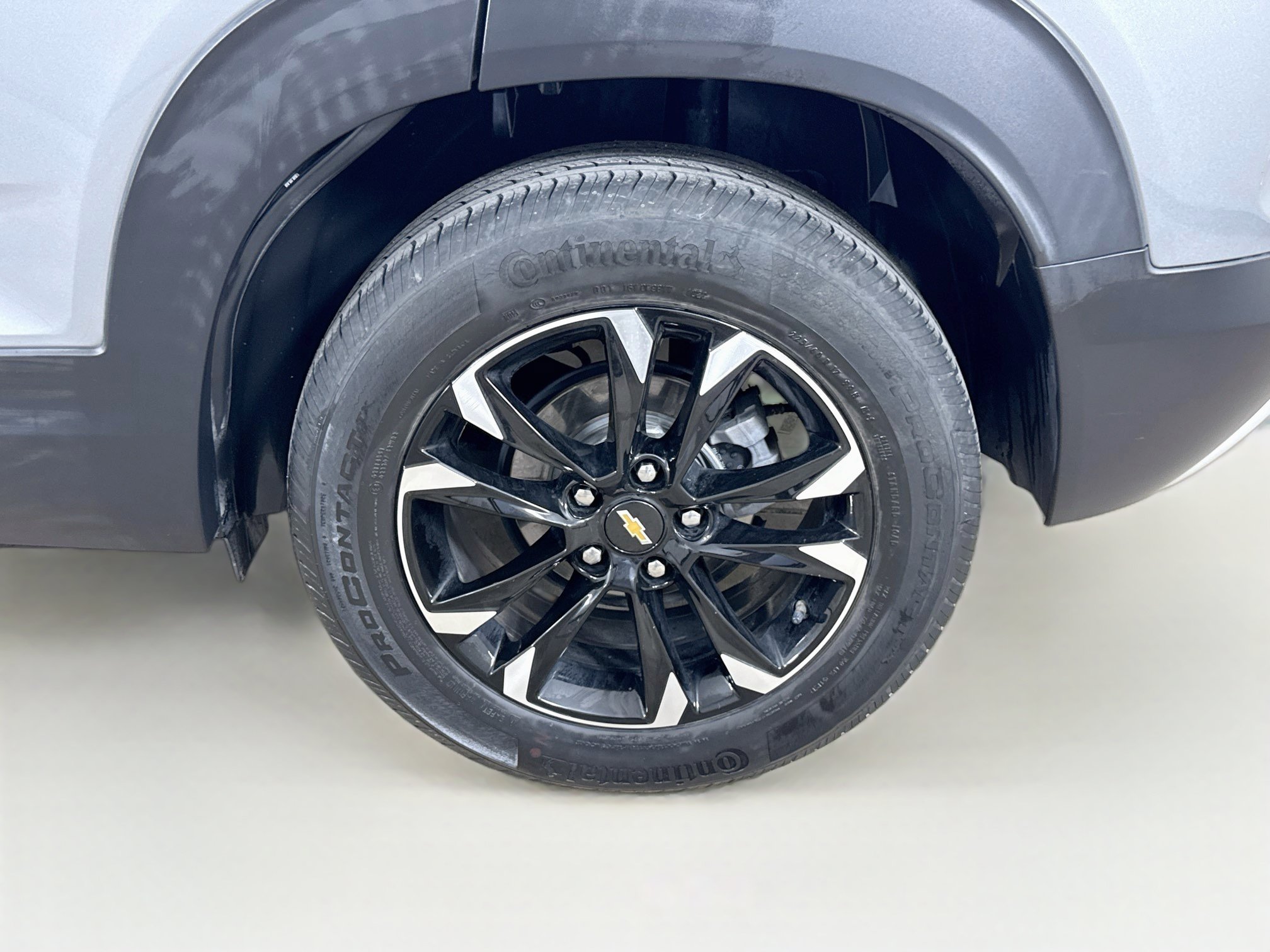 Used 2023 Chevrolet TrailBlazer LT FWD image 32