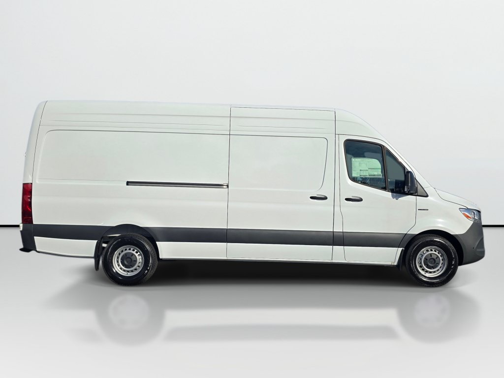 New 2025 Mercedes-Benz eSprinter 170 Cargo image 6