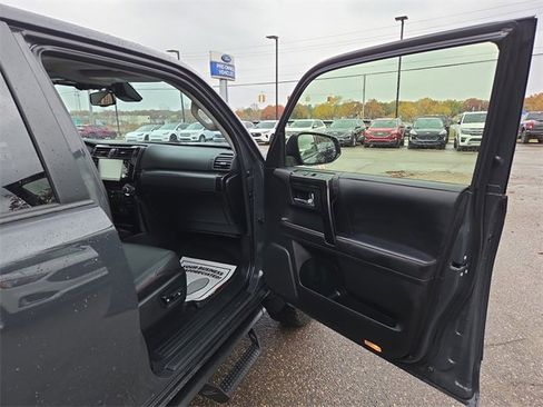 Used 2024 Toyota 4Runner TRD Pro image 5