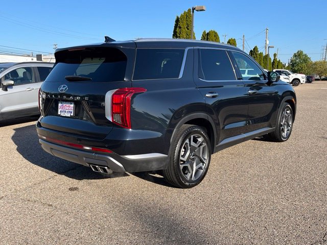 Used 2024 Hyundai Palisade SEL w/ Premium Package FWD image 5