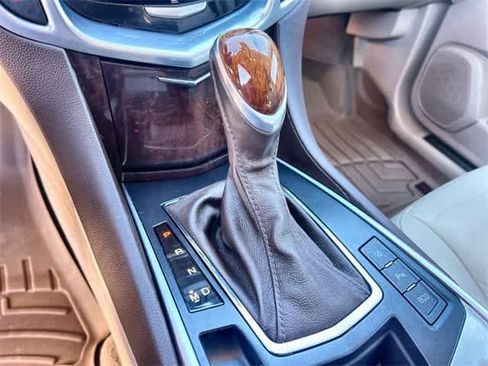 Used 2014 Cadillac SRX Premium image 16