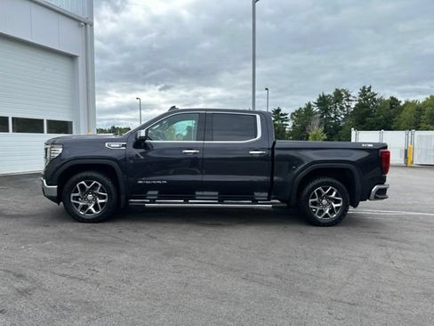 Used 2023 GMC Sierra 1500 SLT w/ SLT Premium Package AWD/4WD image 2