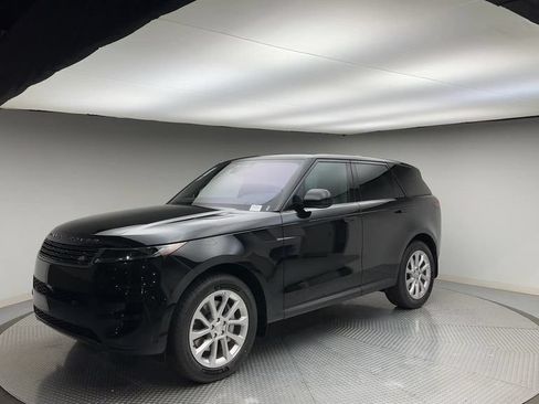 Used 2023 Land Rover Range Rover Sport SE AWD/4WD image 4