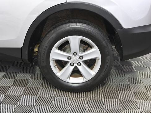 Used 2014 Toyota RAV4 XLE AWD/4WD image 20