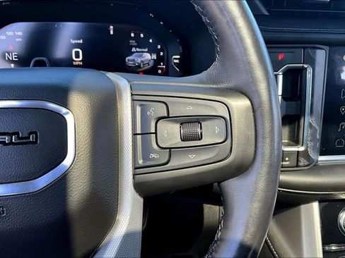 Used 2023 GMC Yukon XL Denali w/ Denali Reserve Package AWD/4WD image 12