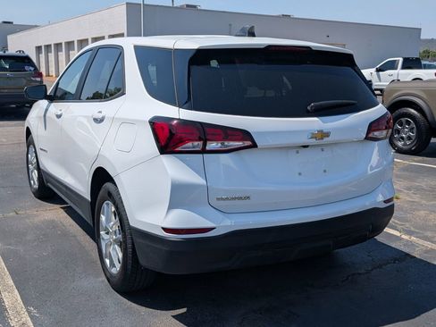 Used 2022 Chevrolet Equinox LS w/ LS Convenience Package image 6