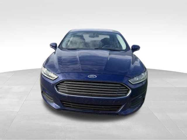 Used 2013 Ford Fusion SE FWD image 2