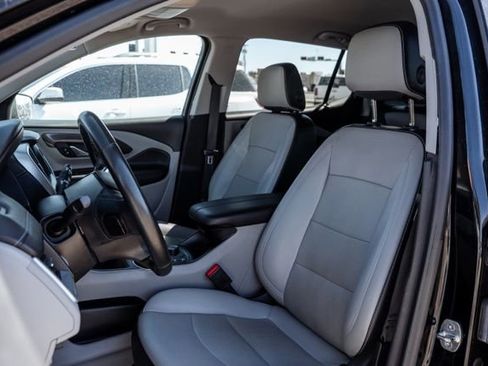 Used 2023 GMC Terrain SLT AWD/4WD image 25