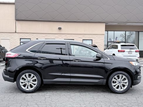 Used 2020 Ford Edge Titanium image 9