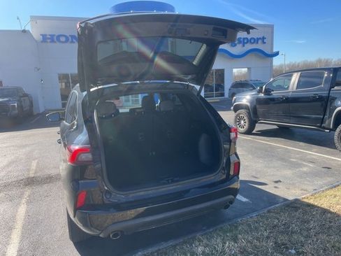 Used 2024 Ford Escape ST-Line image 29