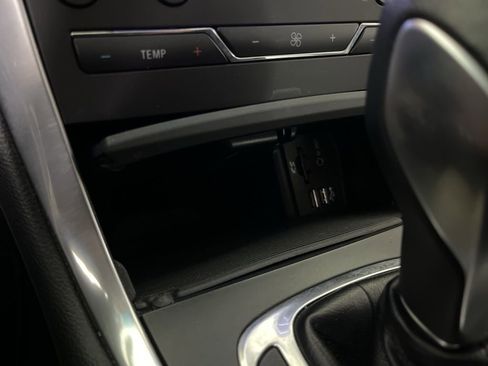 Used 2015 Ford Edge Titanium w/ Equipment Group 302A image 70