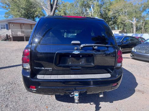Used 2008 Chevrolet TrailBlazer LT w/ Sun And Sound Package image 4