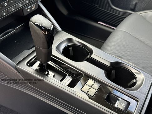 New 2026 Subaru Outback Limited AWD/4WD image 16