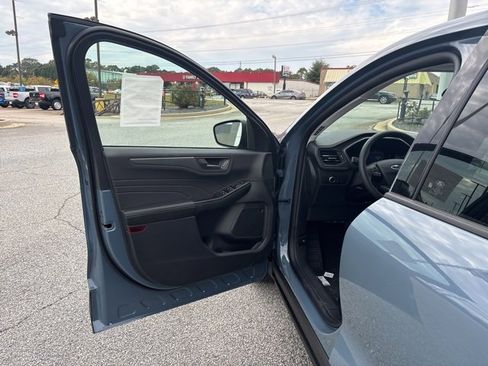 New 2026 Ford Escape Active image 10