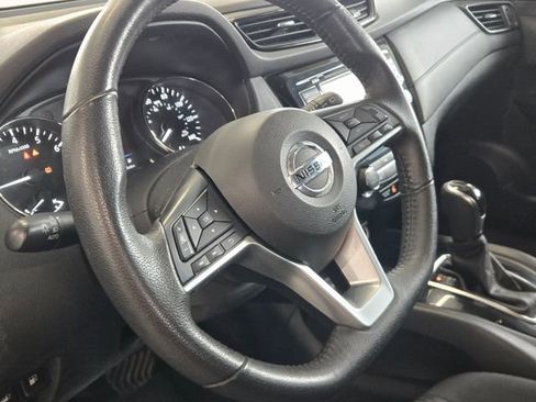 Used 2019 Nissan Rogue SV AWD/4WD image 21