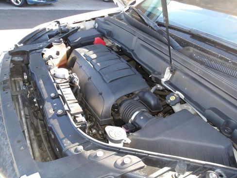 Used 2011 GMC Acadia SLE AWD/4WD image 24