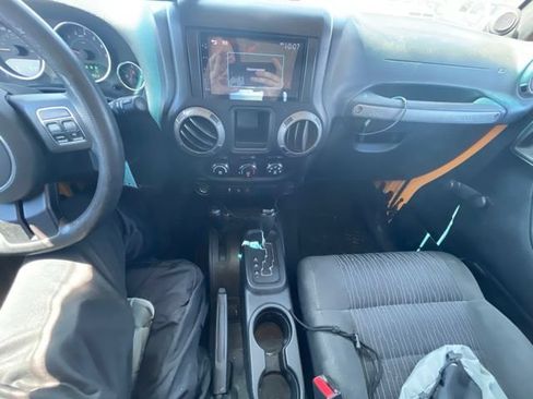 Used 2012 Jeep Wrangler Sport AWD/4WD image 10